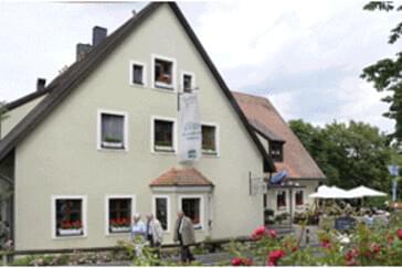 Monteurzimmer in Freudenberg, Oberpfalz - Gasthof Schloßbräu Lintach 