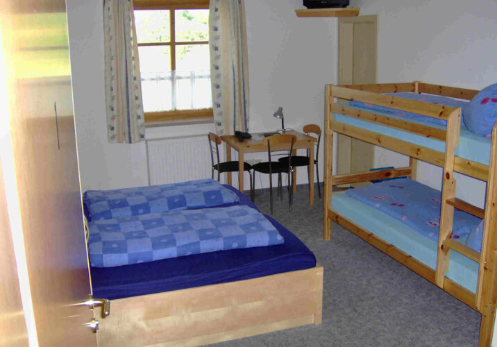 Nr.1 m.Doppelbett & Stockbet