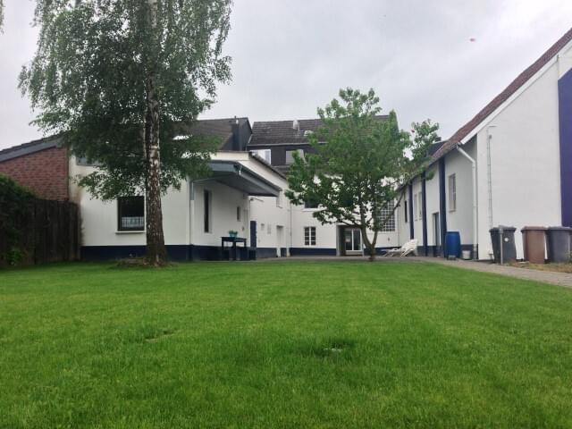 Monteurzimmer Hotel Häusgen Hambach in 52382 Niederzier