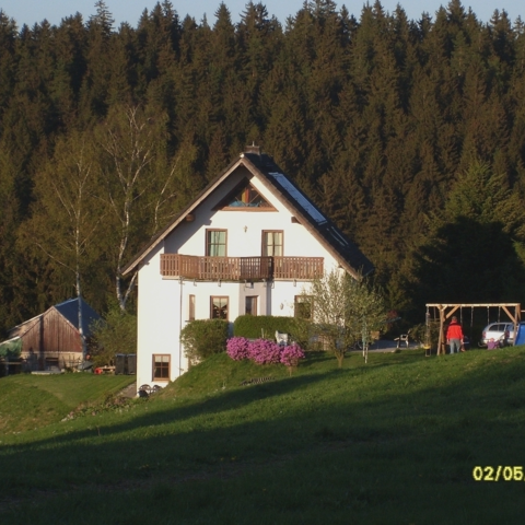 Monteurzimmer in Stützengrün - Ferienwohnung Gerber