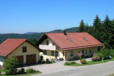 Monteurzimmer in Lalling - Ferienwohnung Zur Schönen Aussicht