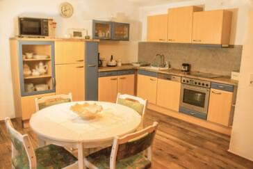 Monteurzimmer in Irmtraut - Ferienwohnung/ Zimmer Hessenblick