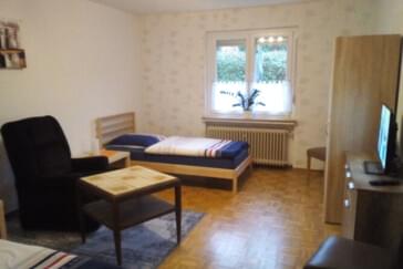 Monteurzimmer in Giesen / Hasede - Monteurwohnung Kleine in Hasede