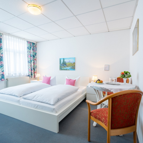 Monteurzimmer in Meerane - Garni Hotel Annet