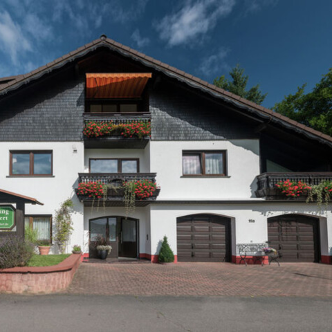 Monteurzimmer in Mossautal - Ferienwohnung / Apartement Siefert