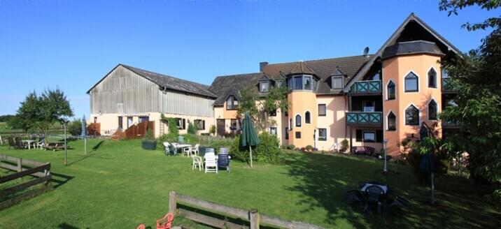 Ruhige Alleinlage im Grünen, g