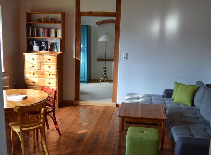 Wohnzimmer FeWo (Durchgang)