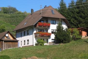 Monteurzimmer in Oberkirch - Ferienwohnungen/Gästezimmer Ulrike Decker