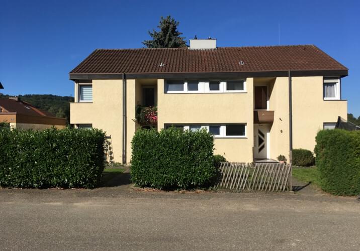 Vorderansicht des Hauses