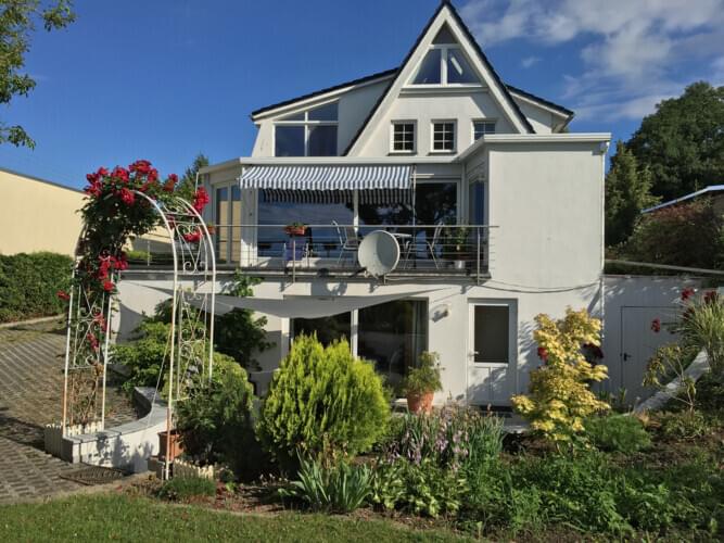 Haus Rückseite, FeWo 3 im UG