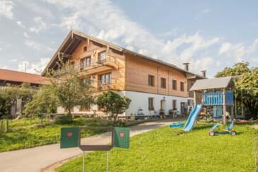 Monteurzimmer in Riedering - ****Ferienparadies Reifnhof im Chiemgau - Simssee