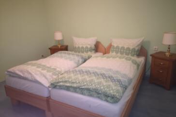 Monteurzimmer in Poppenhausen - Ferienwohnung-Wasserkuppe