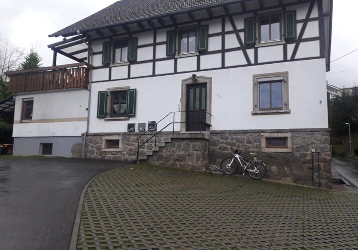 Parkplatz vor der Haustür und