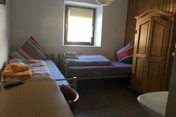 Monteurzimmer in Wolfsegg - Gasthaus zur Krone