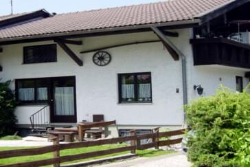Monteurzimmer in Übersee - Ferienwohnung Haus Monika, 100qm