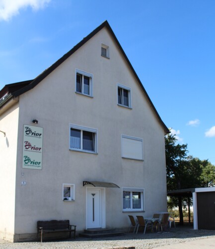 Front Ansicht