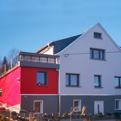 Monteurzimmer in Auerbach - Ganz neues Ferienhaus am Waldbad Brunn