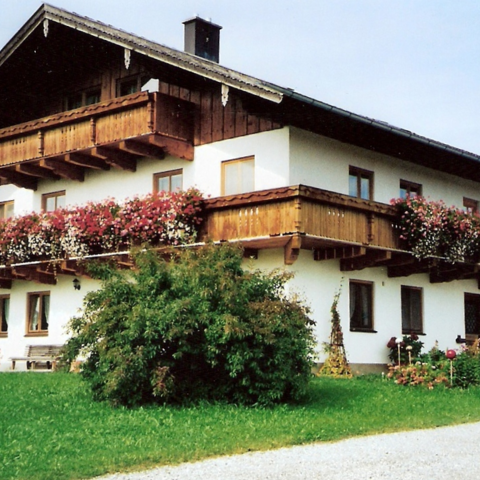 Monteurzimmer in Riedering - Straßer Hof