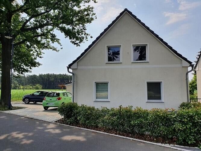 Vor der Monteurwohnung