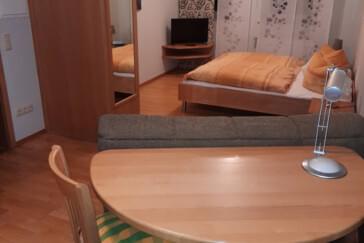 Monteurzimmer in Prichsenstadt - Café Römer 