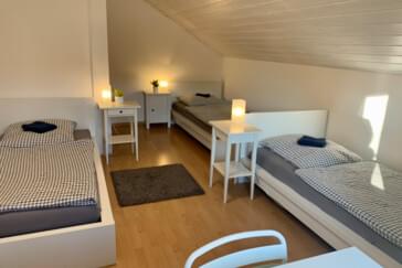 Monteurzimmer in Eching (Niederbayern) - Gästehaus zur Schwalbe - Wohnen auf Zeit 