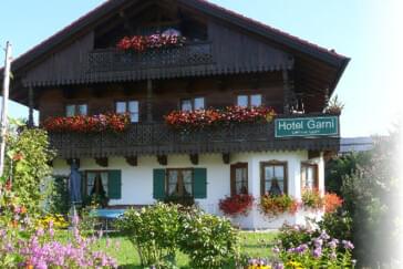 Monteurzimmer in Bad Heilbrunn - Hotel Garni Landhaus Caesar