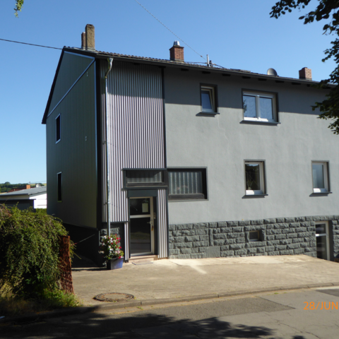 Monteurzimmer in Püttlingen-Köllerbach  - " Bärenhaus" Ferienwohnungen 