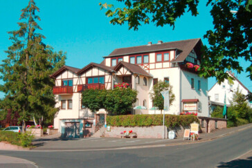 Monteurzimmer in Großenlüder - Landgasthof Weinhaus Schmitt