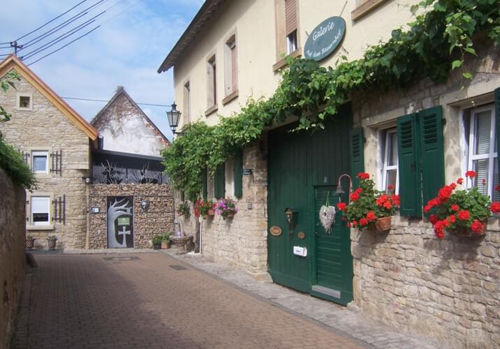 Straßenansicht unseres Hauses