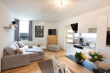 Monteurzimmer in Pulsnitz - Ferienwohnungen im Carre´ Charlott für 1 bis 5 Personen