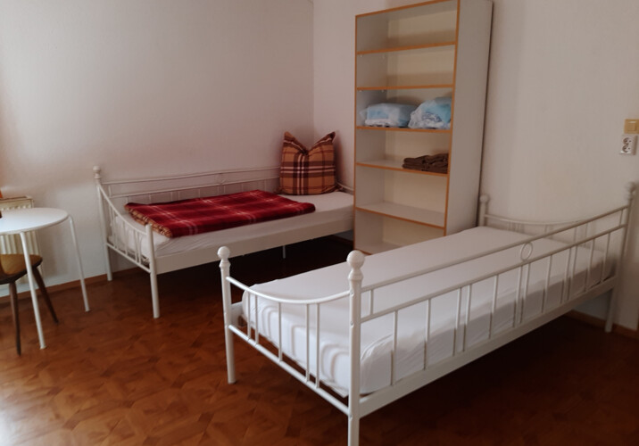 Eins der Schlafzimmer