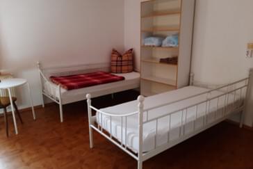 Monteurzimmer in Künzing (Ortsteil Forsthart) - Monteurwohnung Forsthart