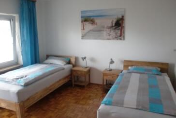 Monteurzimmer in Eitting - Apartment / Ferienwohnung - nähe Flughafen - Familie Irl  