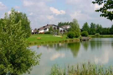 Monteurzimmer in Münchberg - WOHNEN AM SEE - RUHIG & GEMÜTLICH