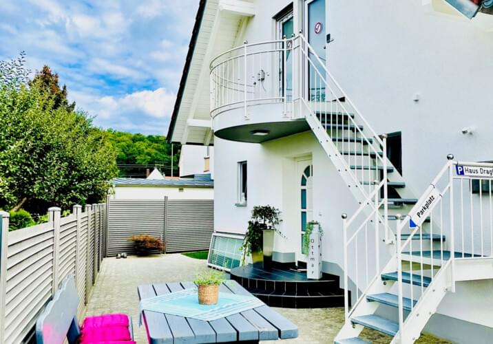 Eingang 1. Stock, Sitzecke 