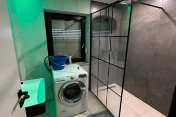 Monteurzimmer in Königsbrunn - NEU SANIERTE WOHNUNG, PERFEKT FÜR MONTEURE