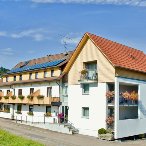 Monteurzimmer in Freudenstadt OT Lauterbad - Landhotel Karin - Hotel garni