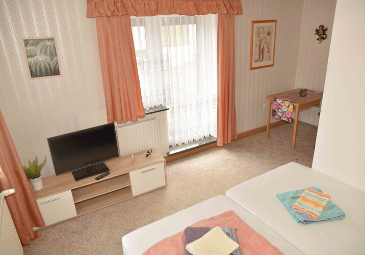 Doppelzimmer 1(Doppelbett)