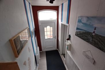 Privatzimmer in Emden - Haus am Deich///   Jetzt auch mit Wallbox  11 kW Typ 2 , Standard 