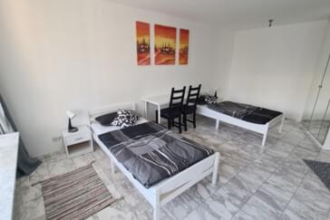 Privatzimmer in Sindelfingen - Monteurwohnung in Sindelfingen, Mindestmietzeit 6 Monate, 17 Euro
