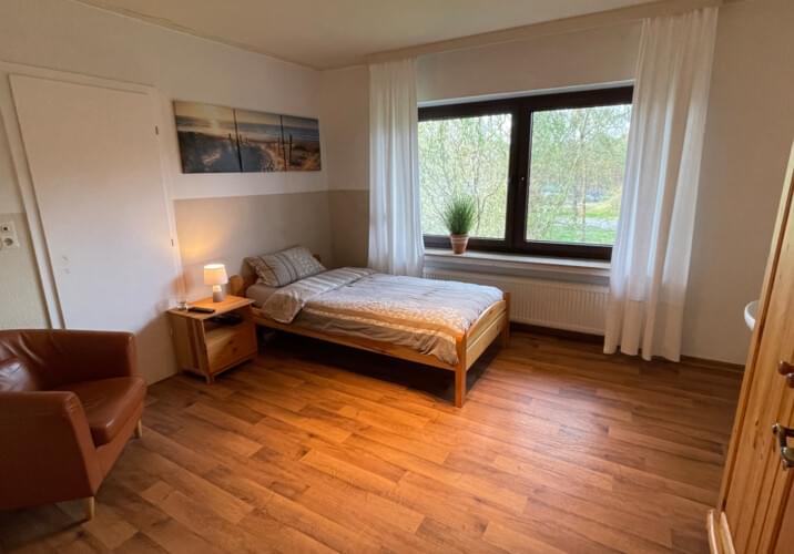 Einzelzimmer 1