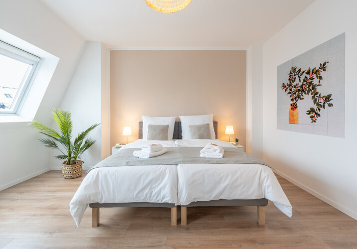 Schlafzimmer mit 2 Betten