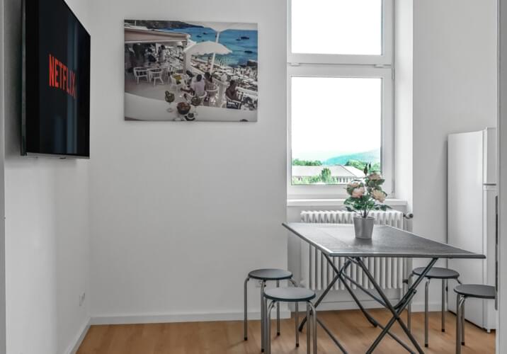 Gemeinschaftsraum, Smart TV, K