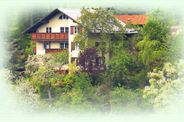 Monteurzimmer in Bad Liebenstein-Steinbach - Ferienwohnungen Alter Heinz - Bad Liebenstein-Steinbach