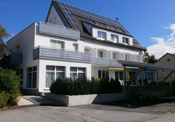 Südseite m. Carport   