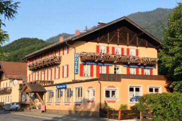 Monteurzimmer in Kochel am See - Hotel Waltraud