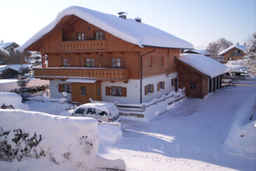 Monteurzimmer in Sachsenkam - Ferienwohnung Ambacher