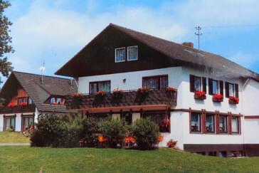 Monteurzimmer in Königsfeld -  Pension - Gästehaus -  Mönchhof/Mail: pension-moenchhof@gmx.de