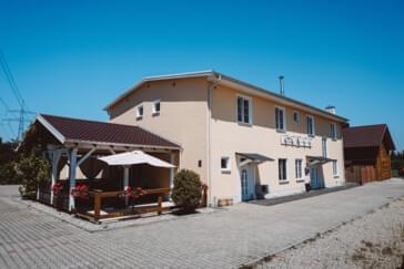 Monteurzimmer in Aichach - Drei Bären Hotel & Apartments