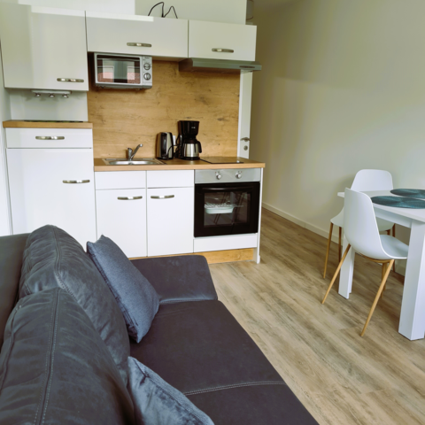 Monteurzimmer in Wilhelmshaven - Apartmenthaus am Park - 13 Apartments